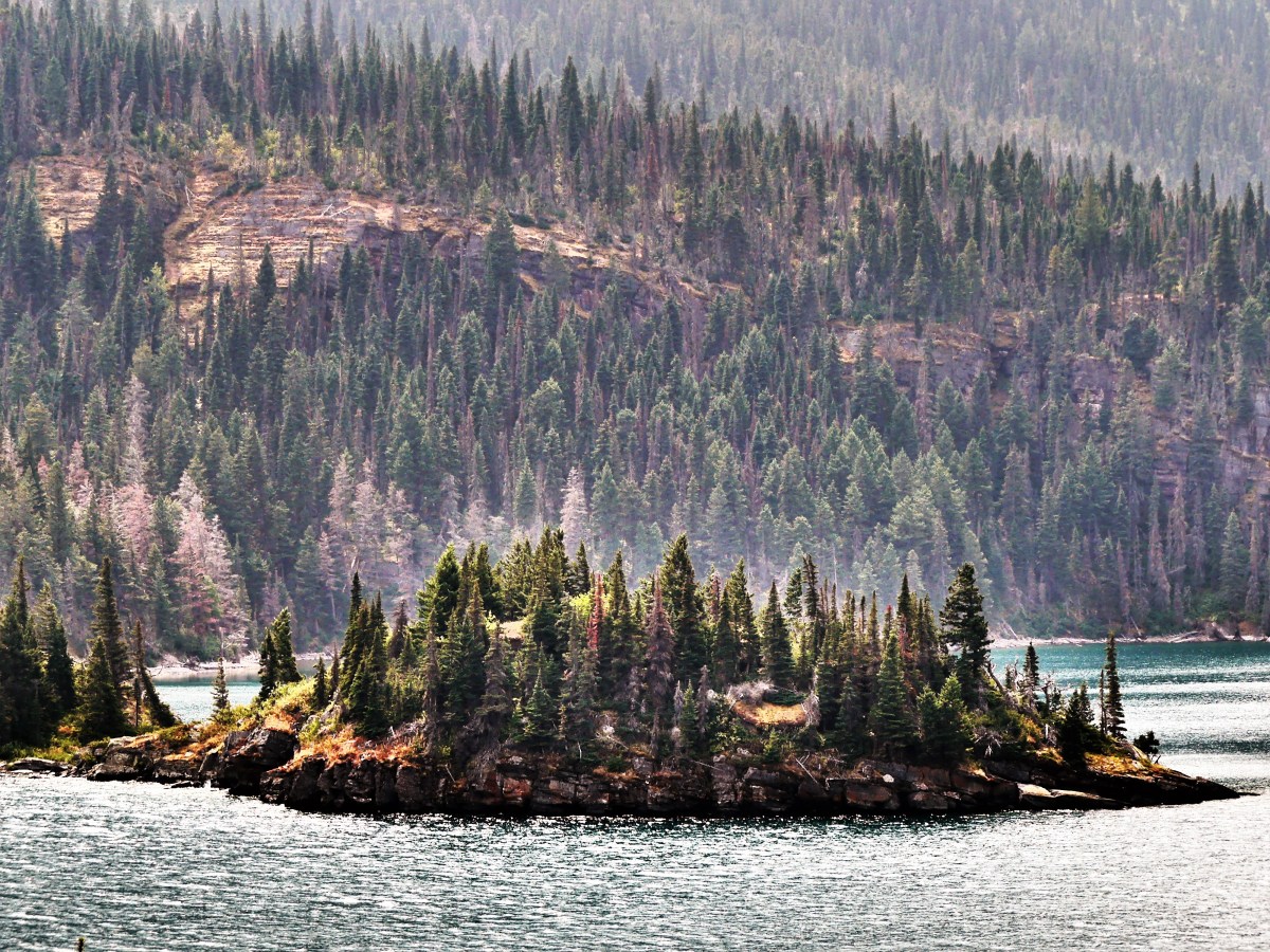 Arrow into St. Mary Lake