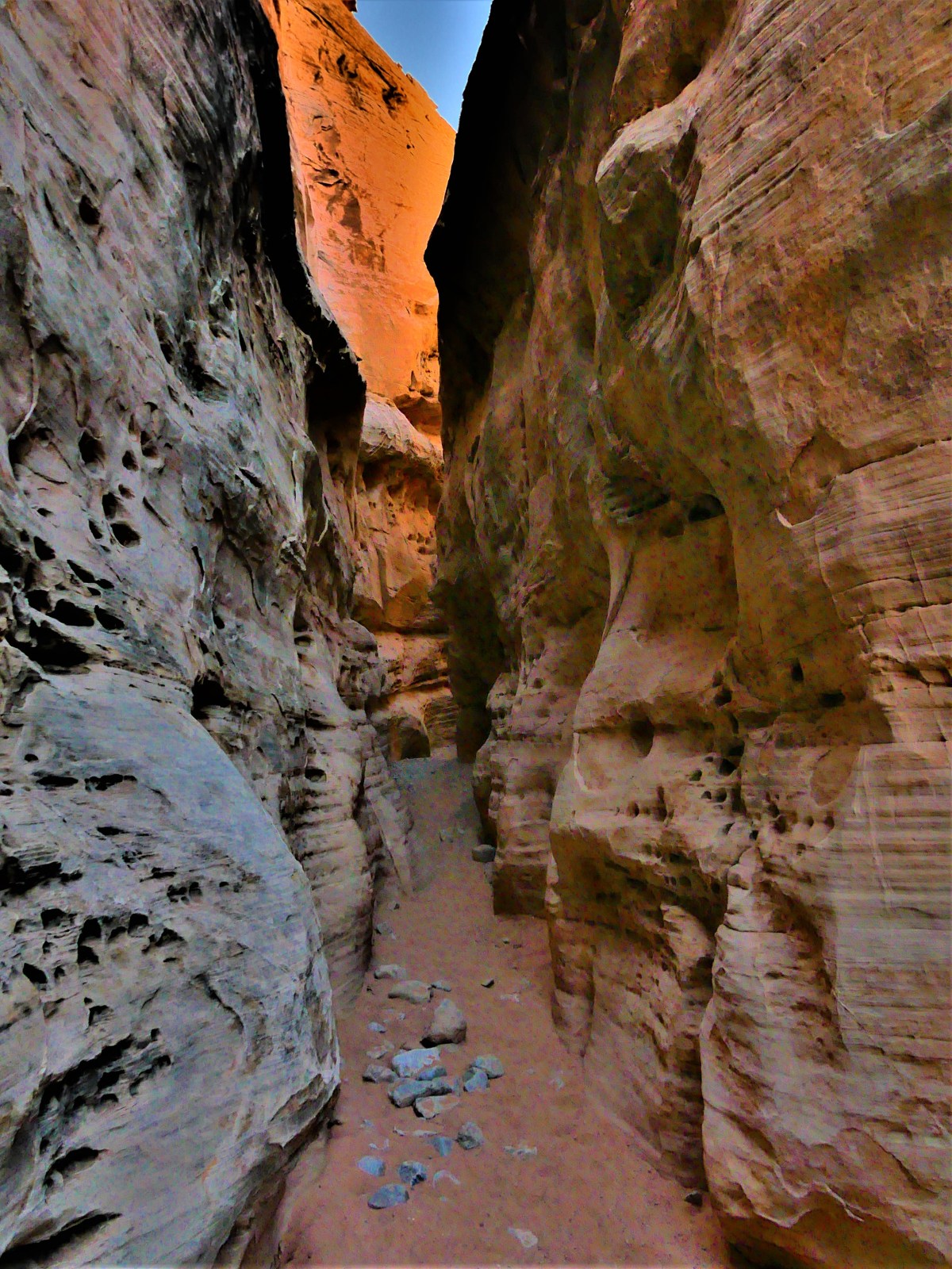 Slot canyon4