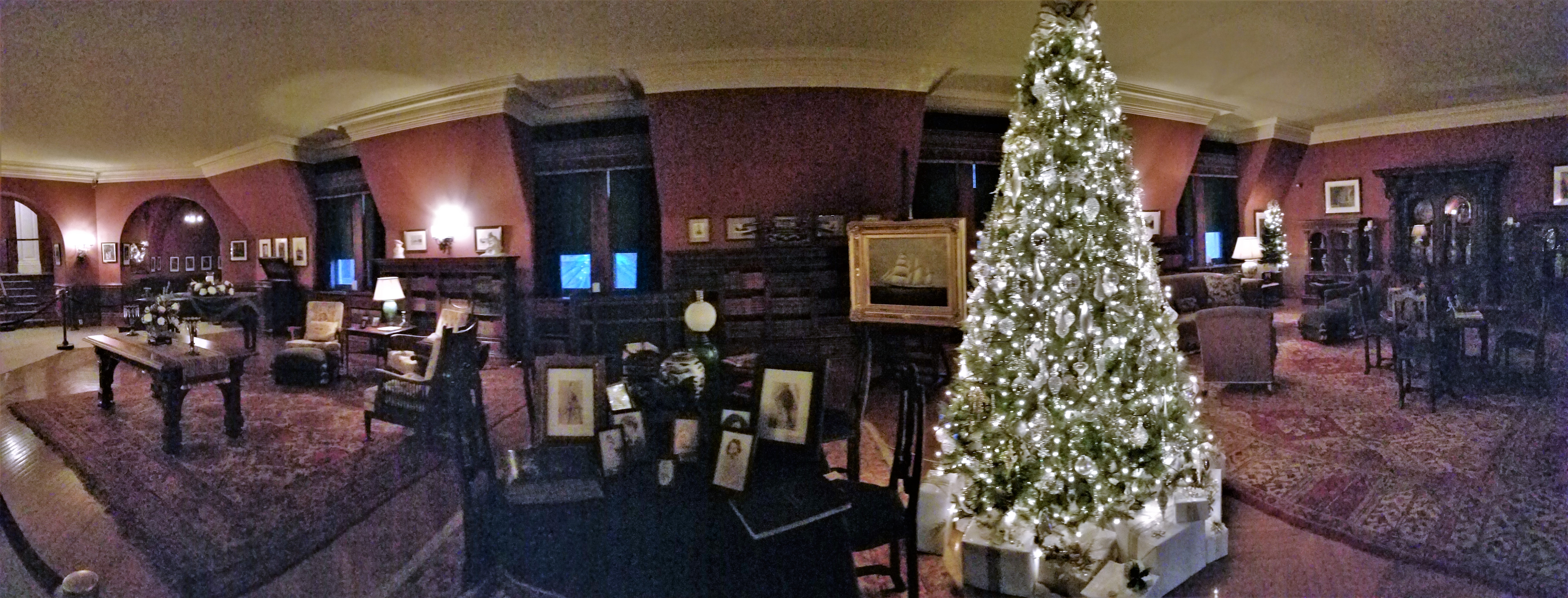 Third Floor Living Hall