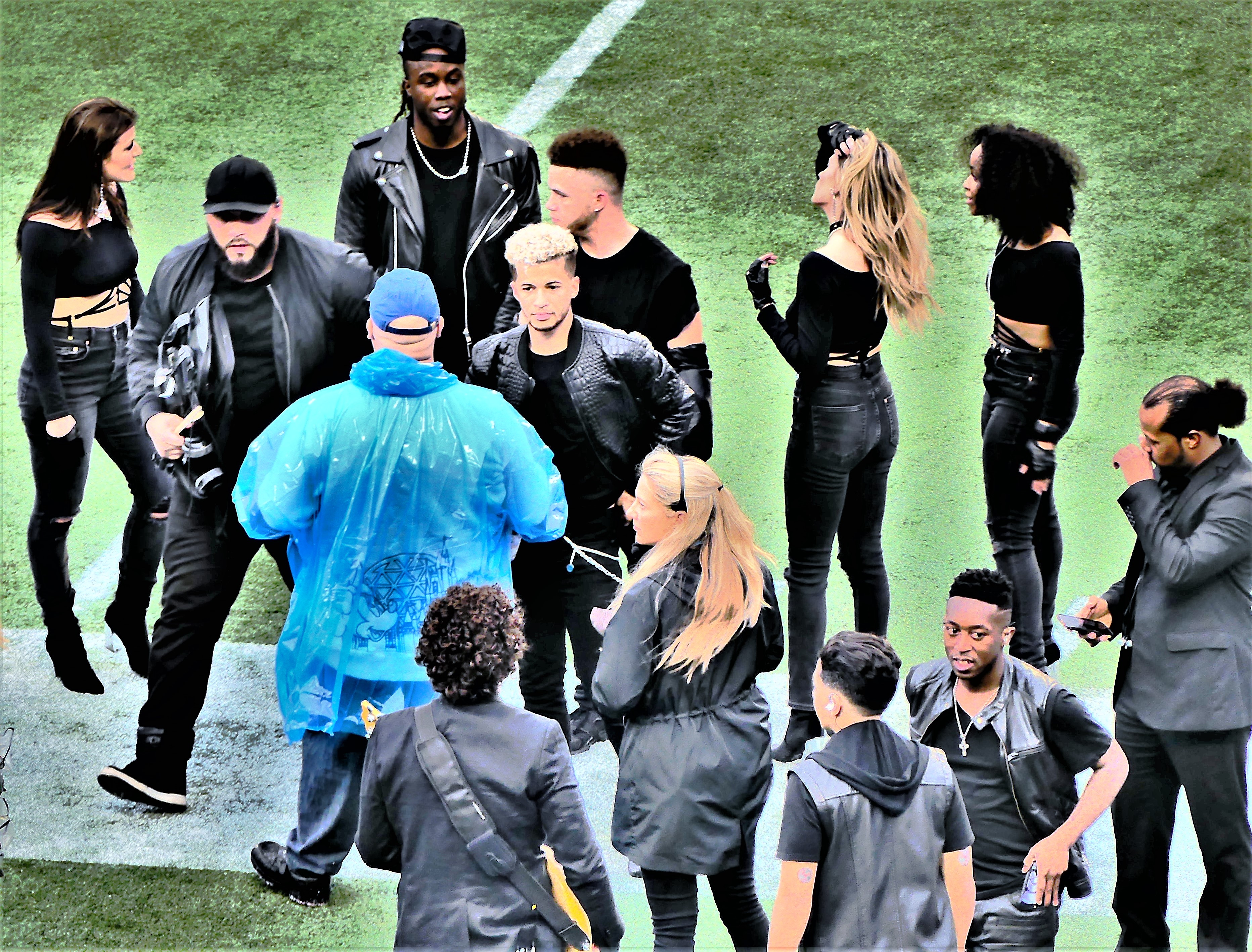 Jordan Fisher half-time talent