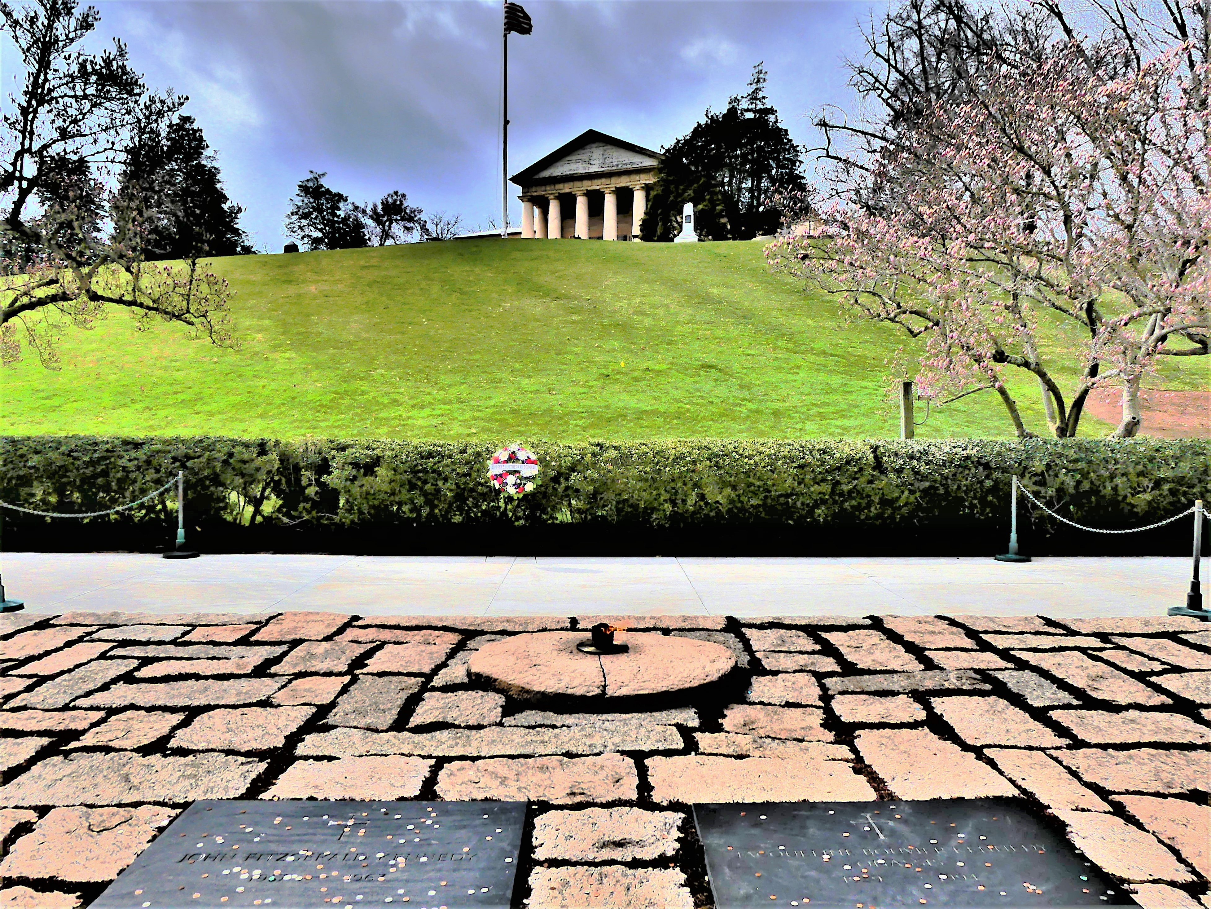 JFK grave