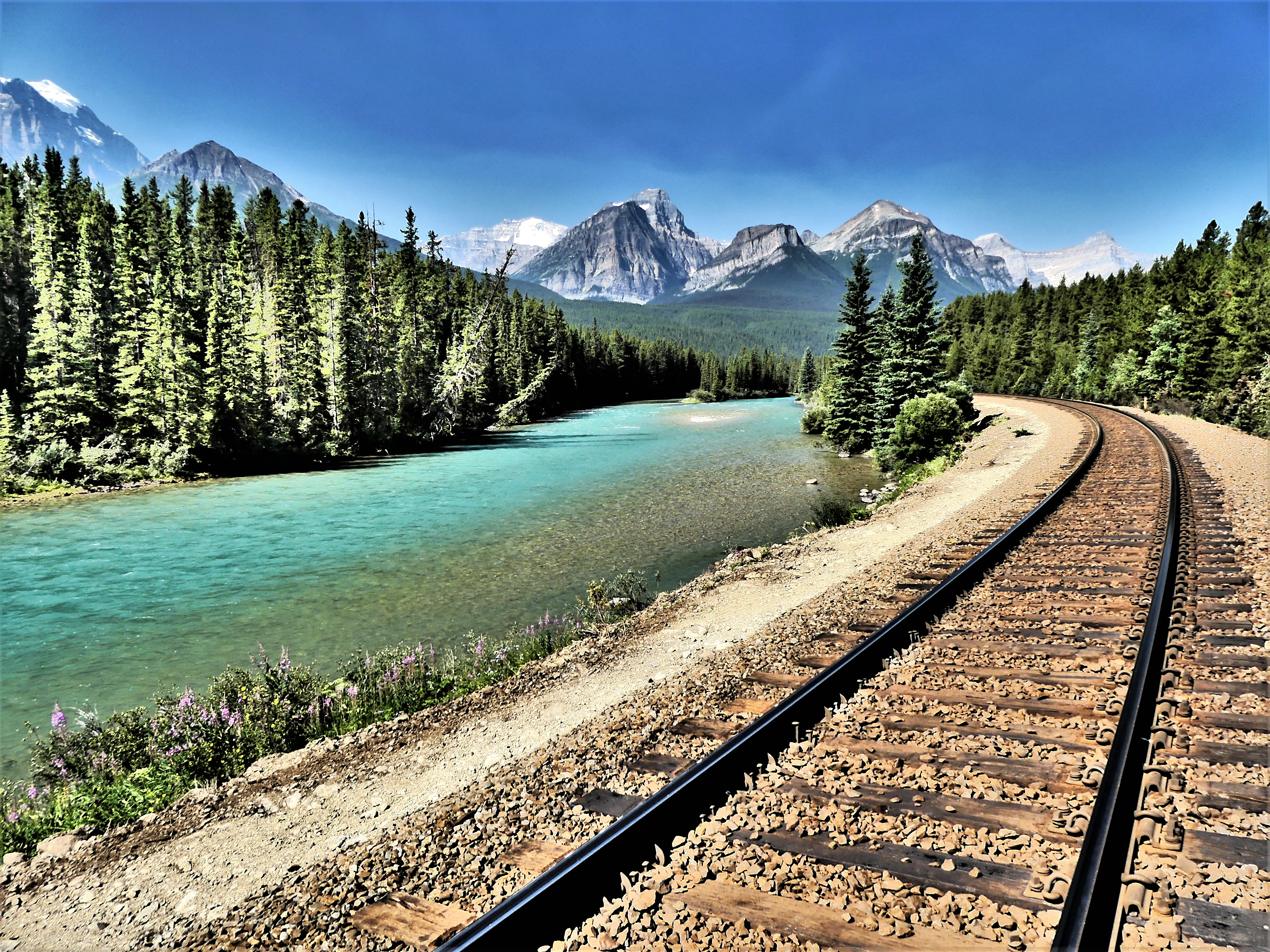 Banff Rocky Mountaineer trail