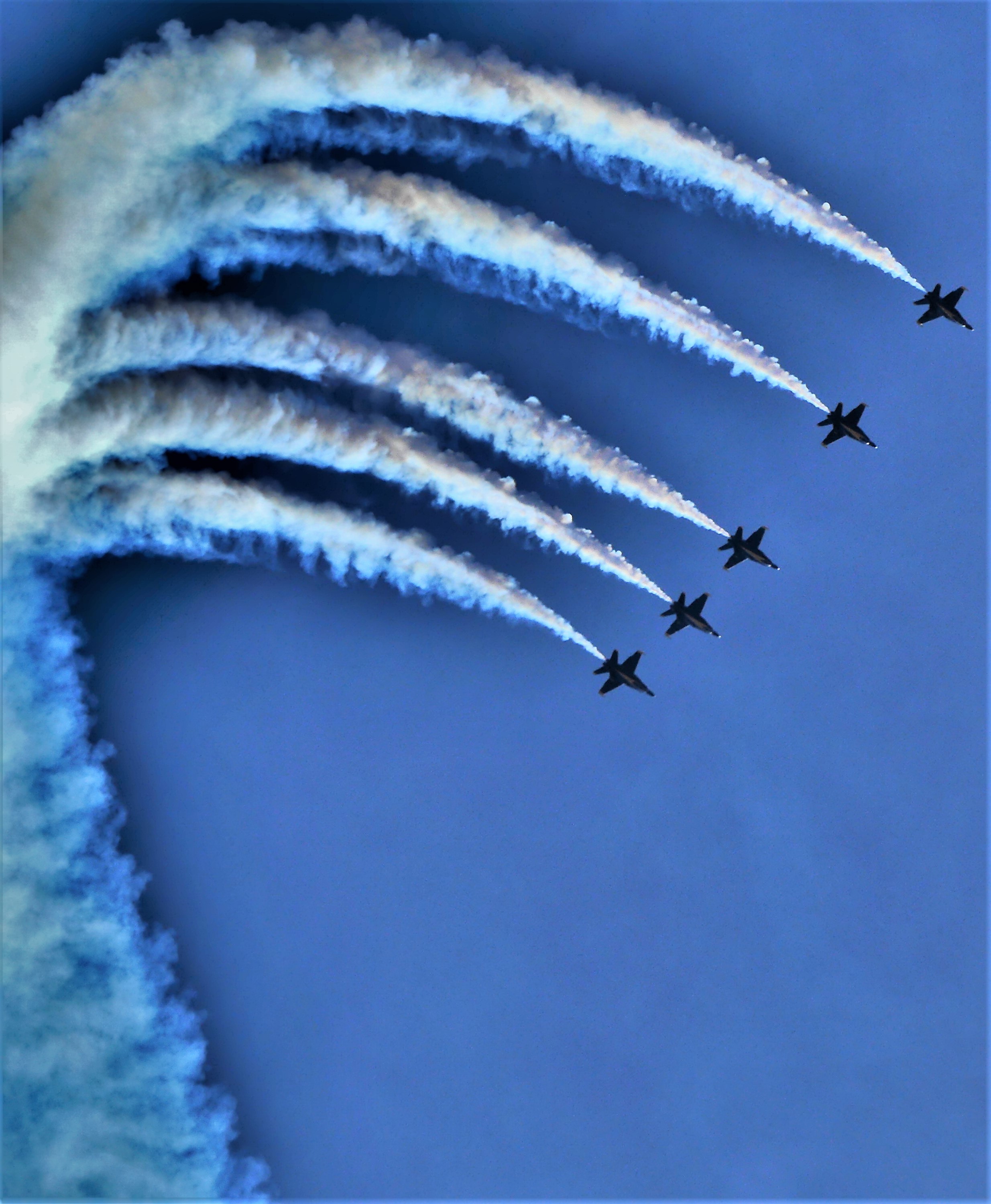 Blue Angels contrails