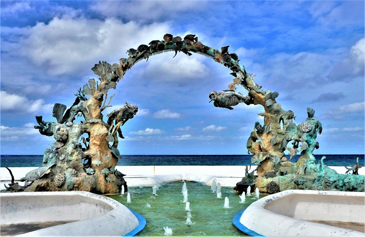 diver' fountain (2)