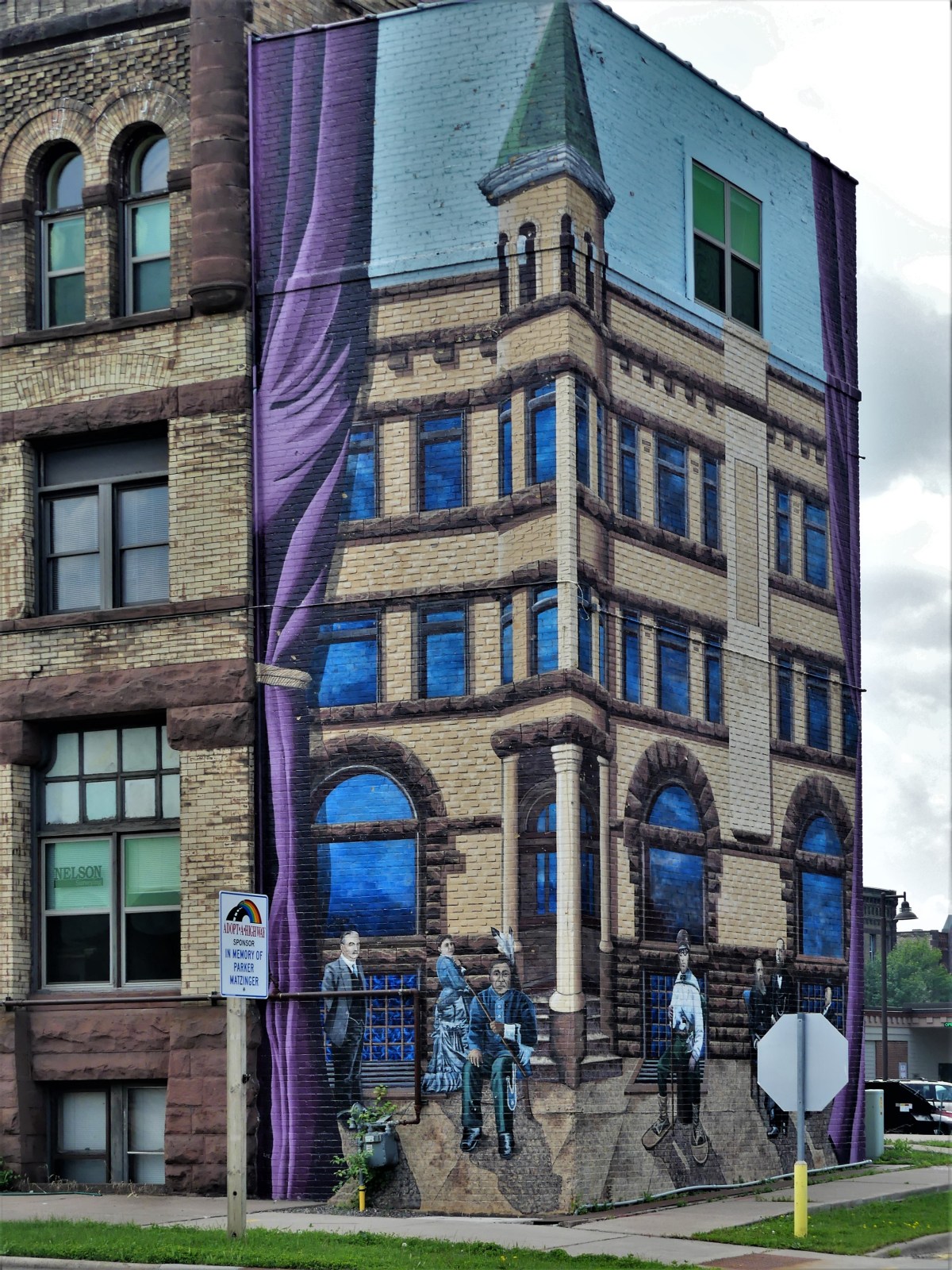 Corner mural